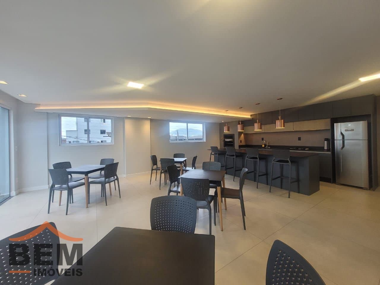 Apartamento para Locação com 2 quartos, 1 vaga no bairro São Vicente em Itajaí/SC