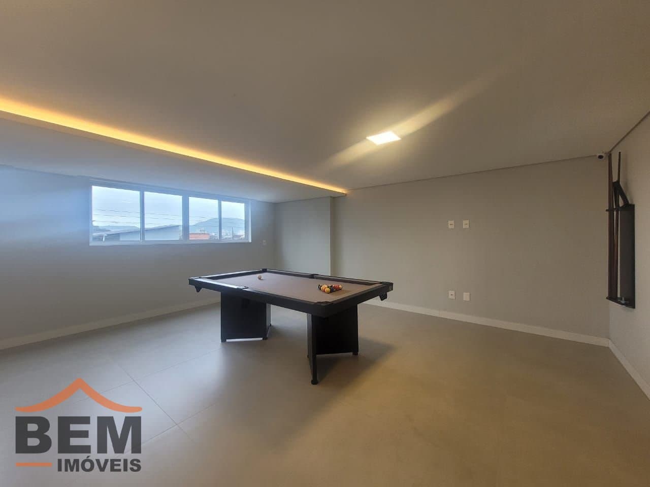Apartamento para Locação com 2 quartos, 1 vaga no bairro São Vicente em Itajaí/SC