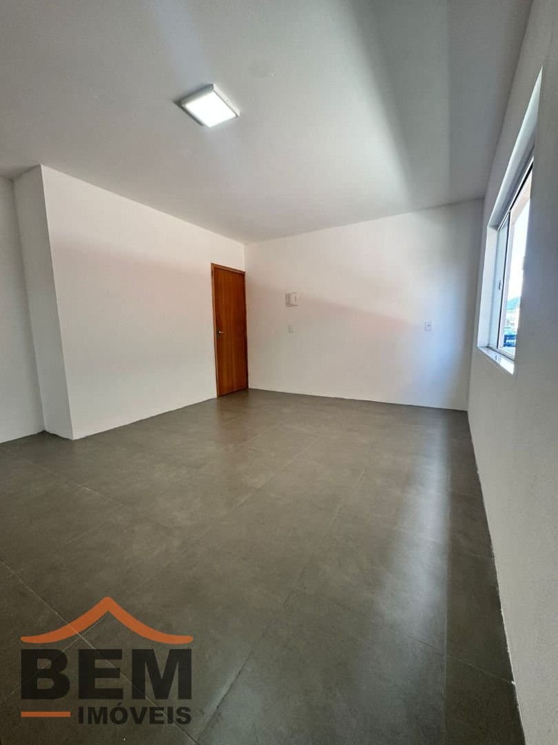 Apartamento para Locação com 1 quarto, 1 vaga no bairro Centro em Navegantes/SC