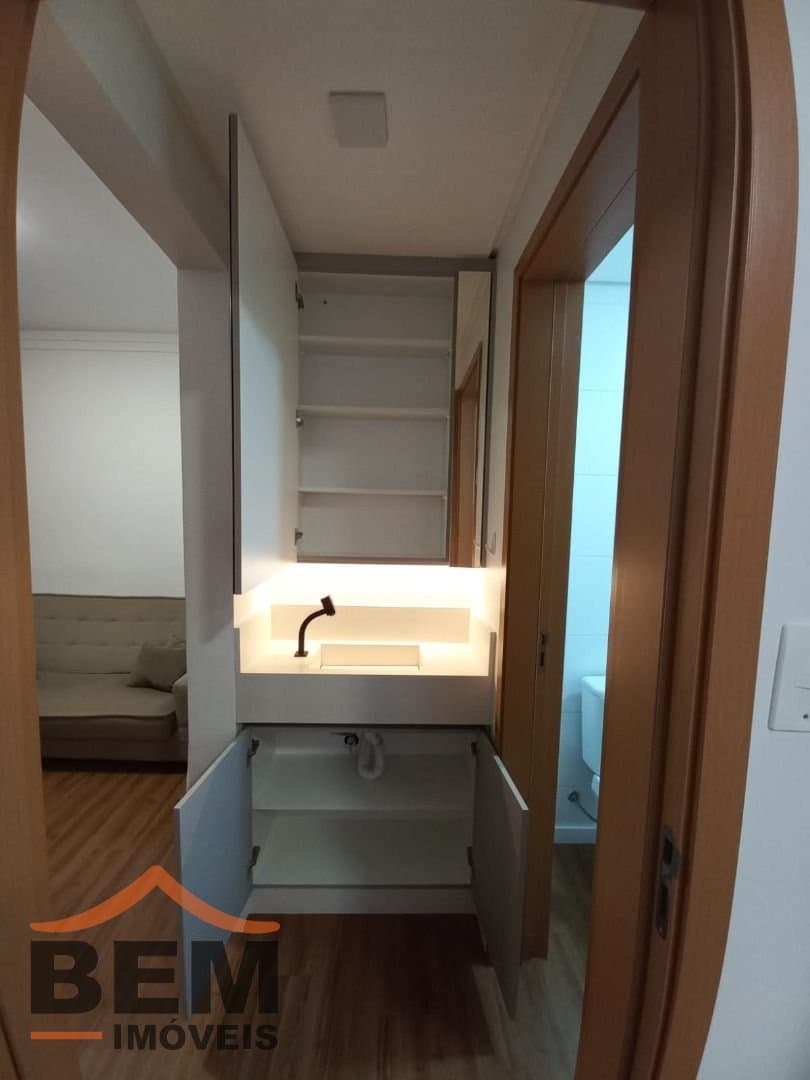 Apartamento para Locação com 2 quartos, 1 vaga no bairro Itaipava em Itajaí/SC