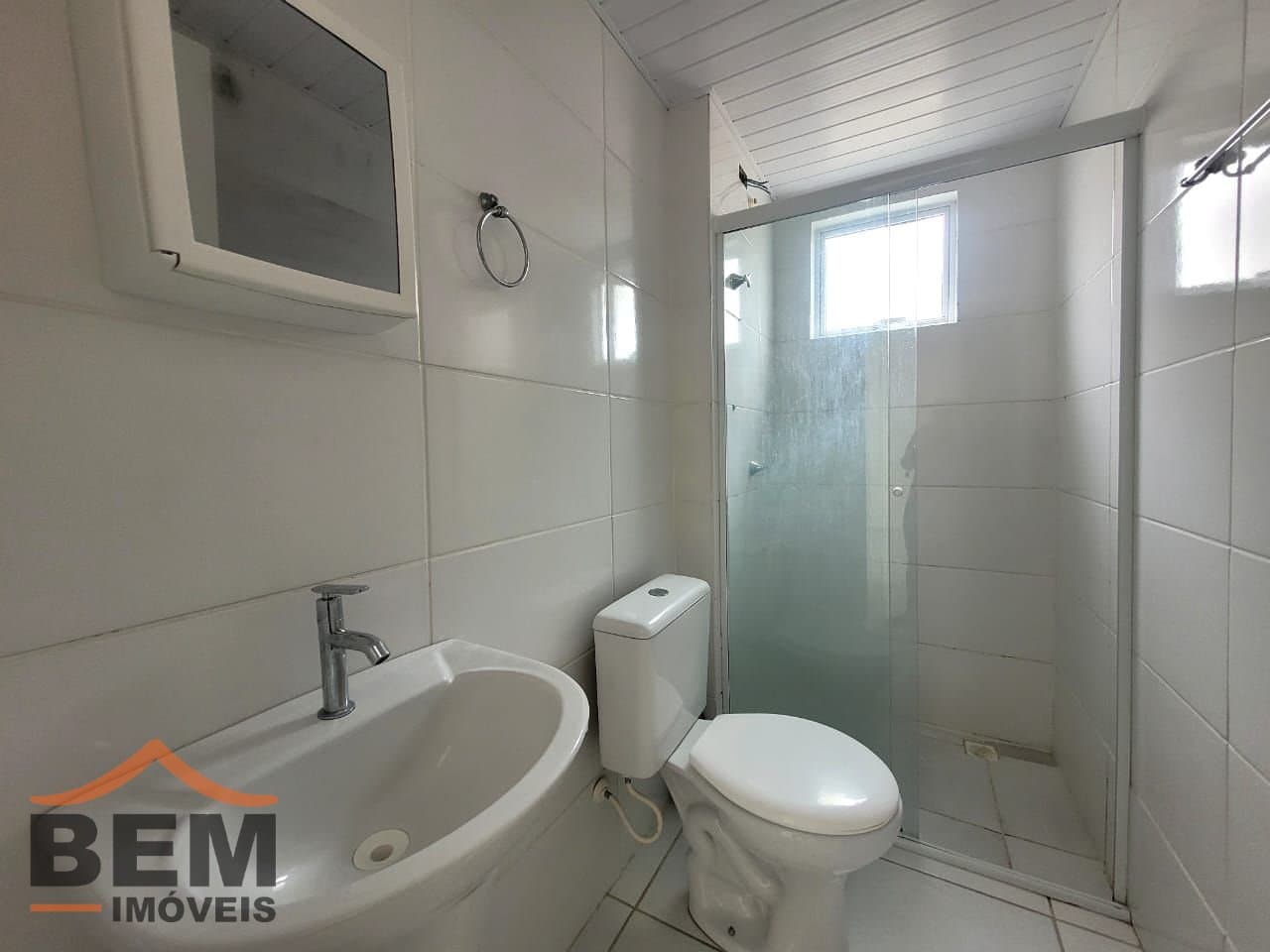 Apartamento para aluguel em Espinheiros, Itajaí