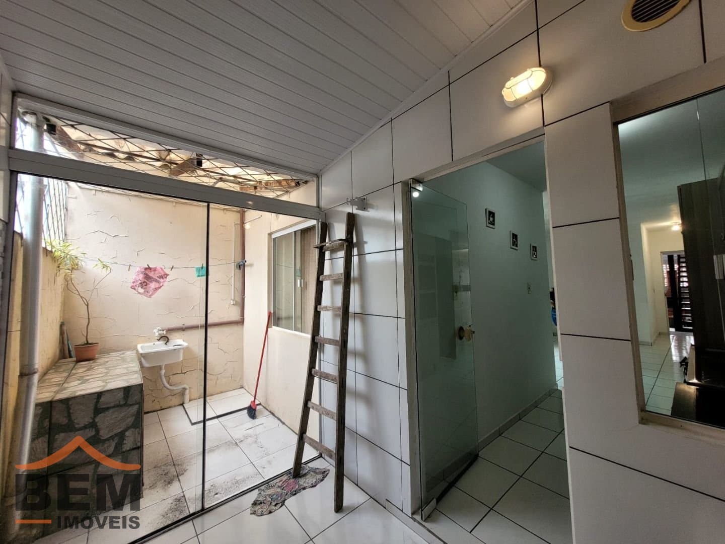 Casa para Locação com 3 quartos, 1 vaga no bairro Santa Regina em Itajaí/SC