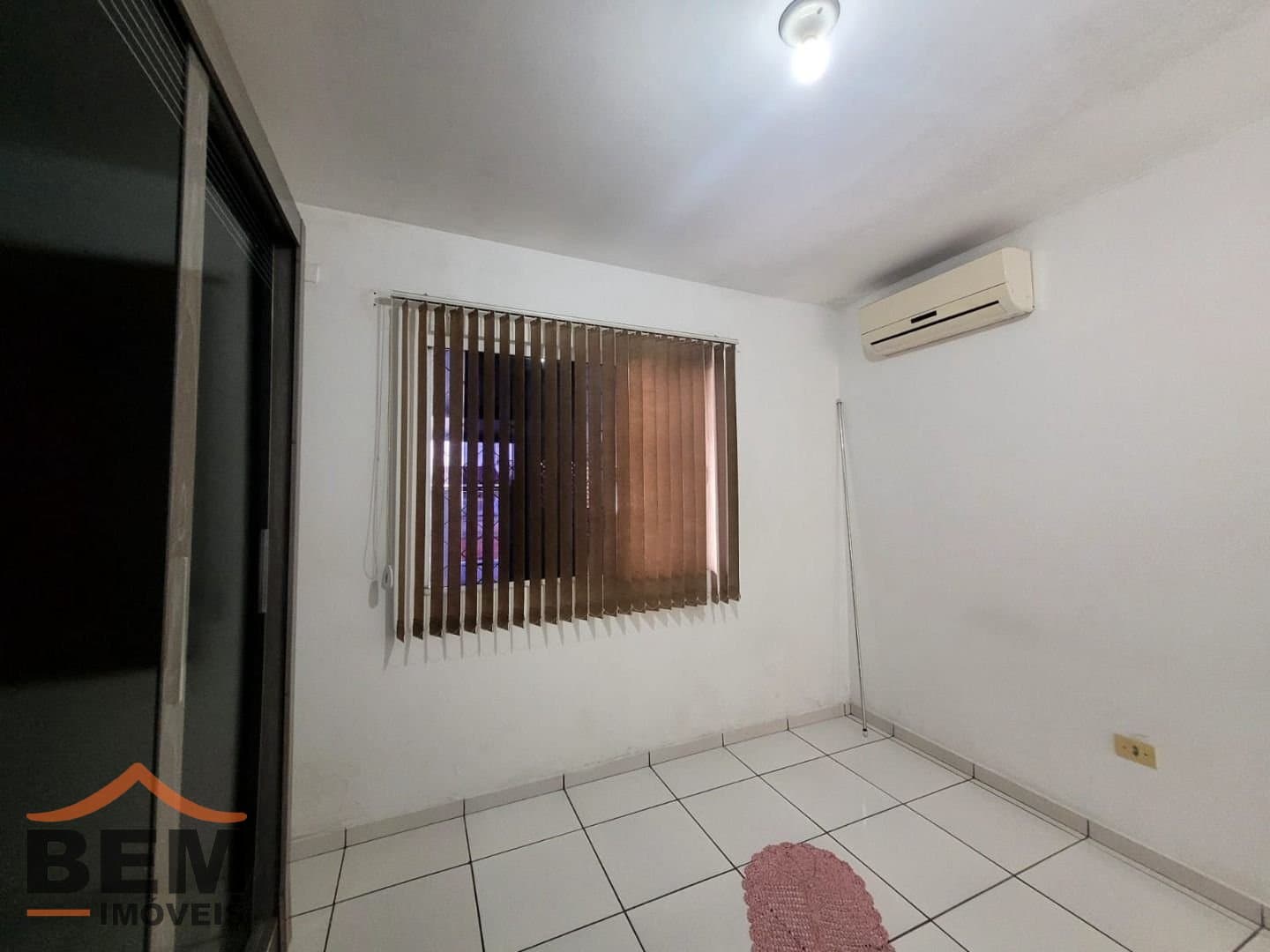 Casa para Locação com 3 quartos, 1 vaga no bairro Santa Regina em Itajaí/SC