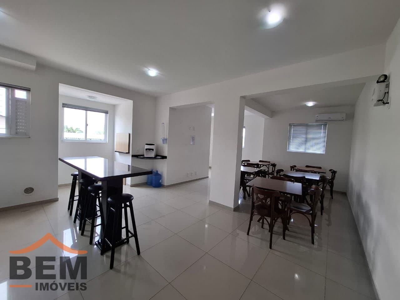 Apartamento para locação com 2 quartos e 51,86 m² no bairro Cordeiros, em Itajaí