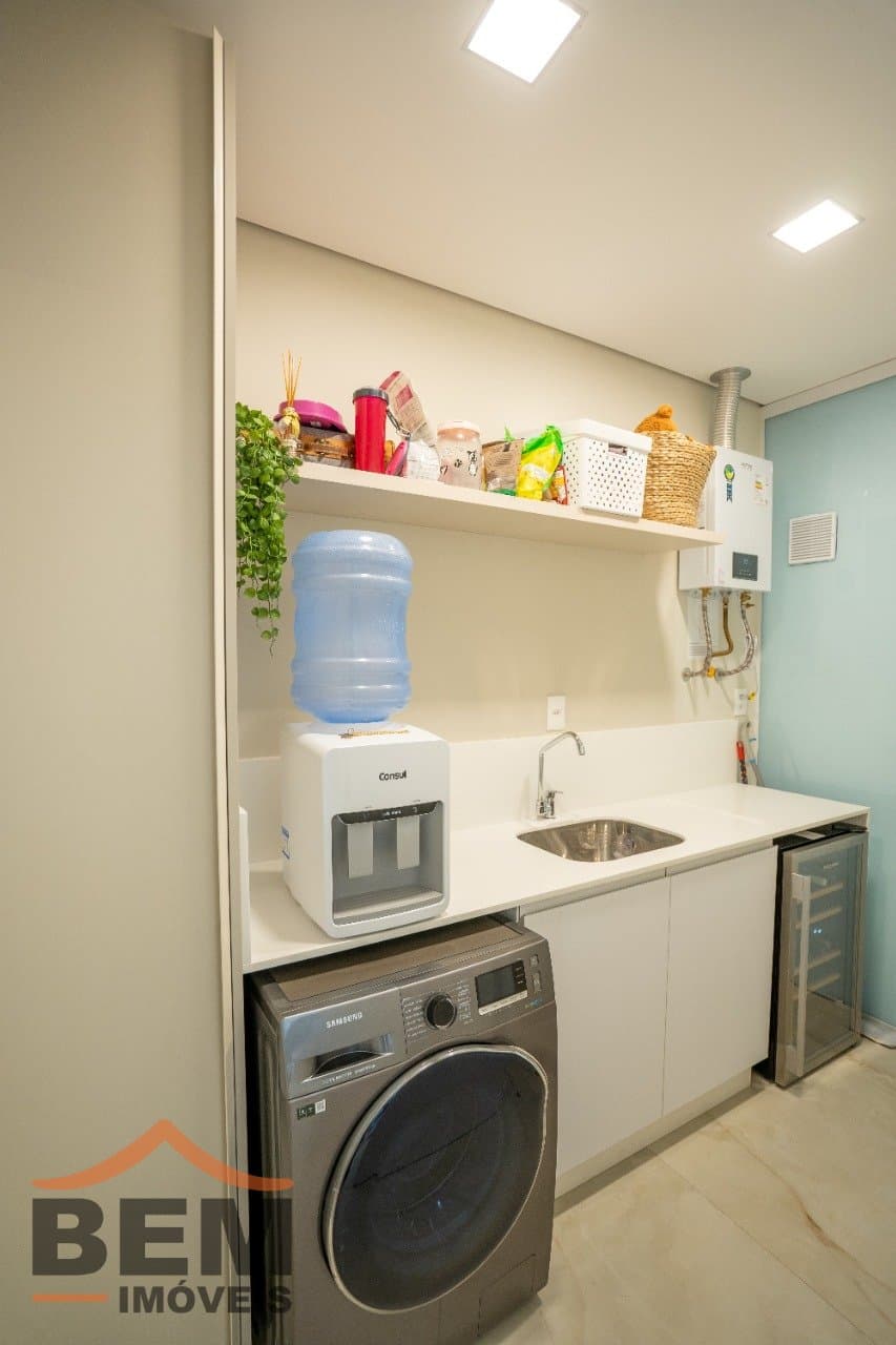 Apartamento à Venda com 3 quartos sendo 3 suítes, 3 vagas no bairro Fazenda em Itajaí/SC