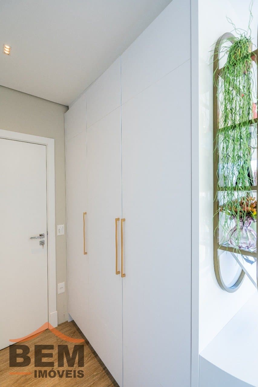 Apartamento à Venda com 3 quartos sendo 3 suítes, 3 vagas no bairro Fazenda em Itajaí/SC