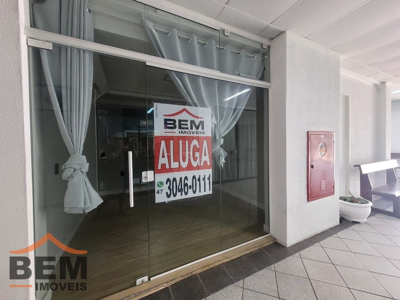 Salas/Conjuntos para Locação com 18m² no bairro Centro, em Itajaí - SC