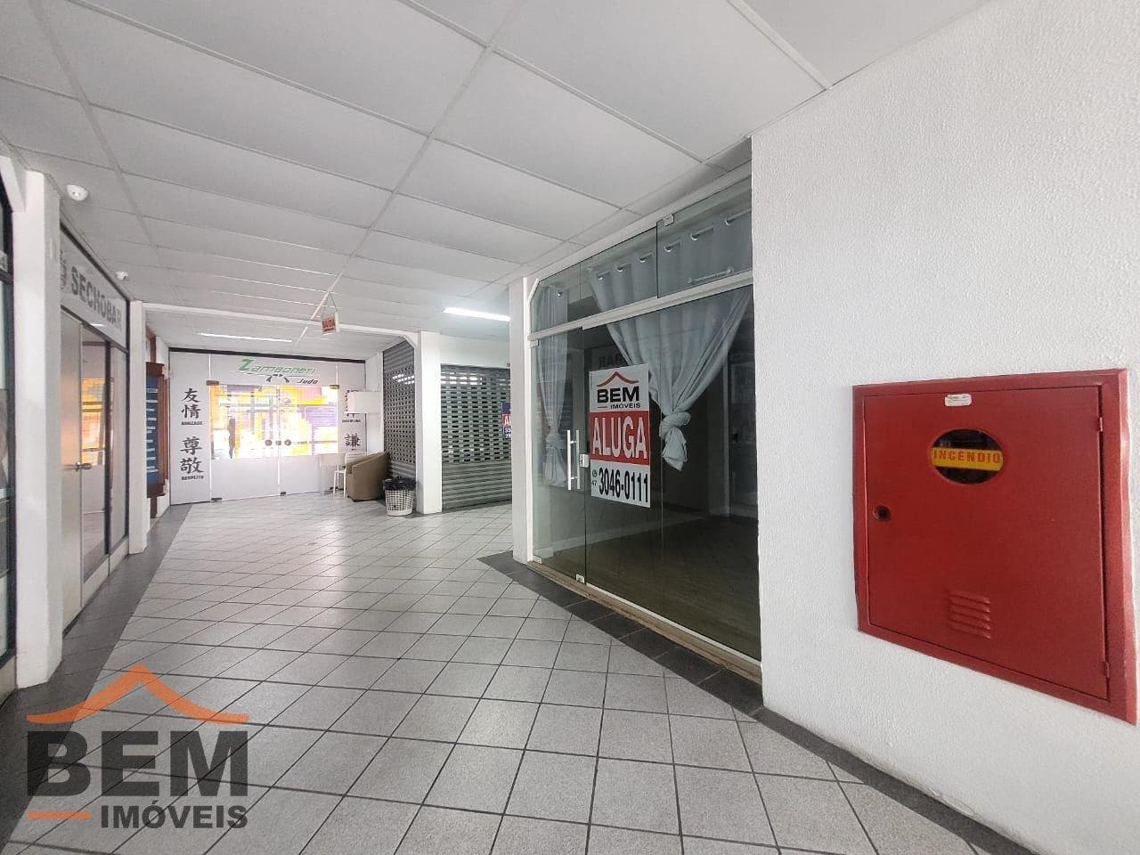 Salas/Conjuntos para Locação com 18m² no bairro Centro, em Itajaí - SC