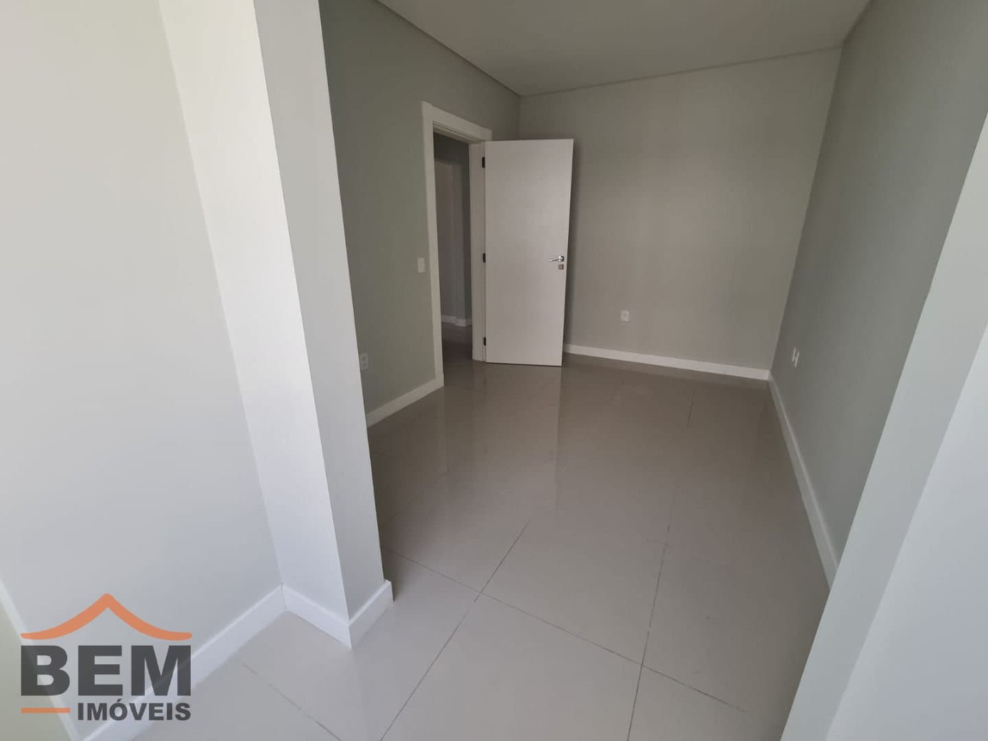 Apartamento para aluguel em Camboriú