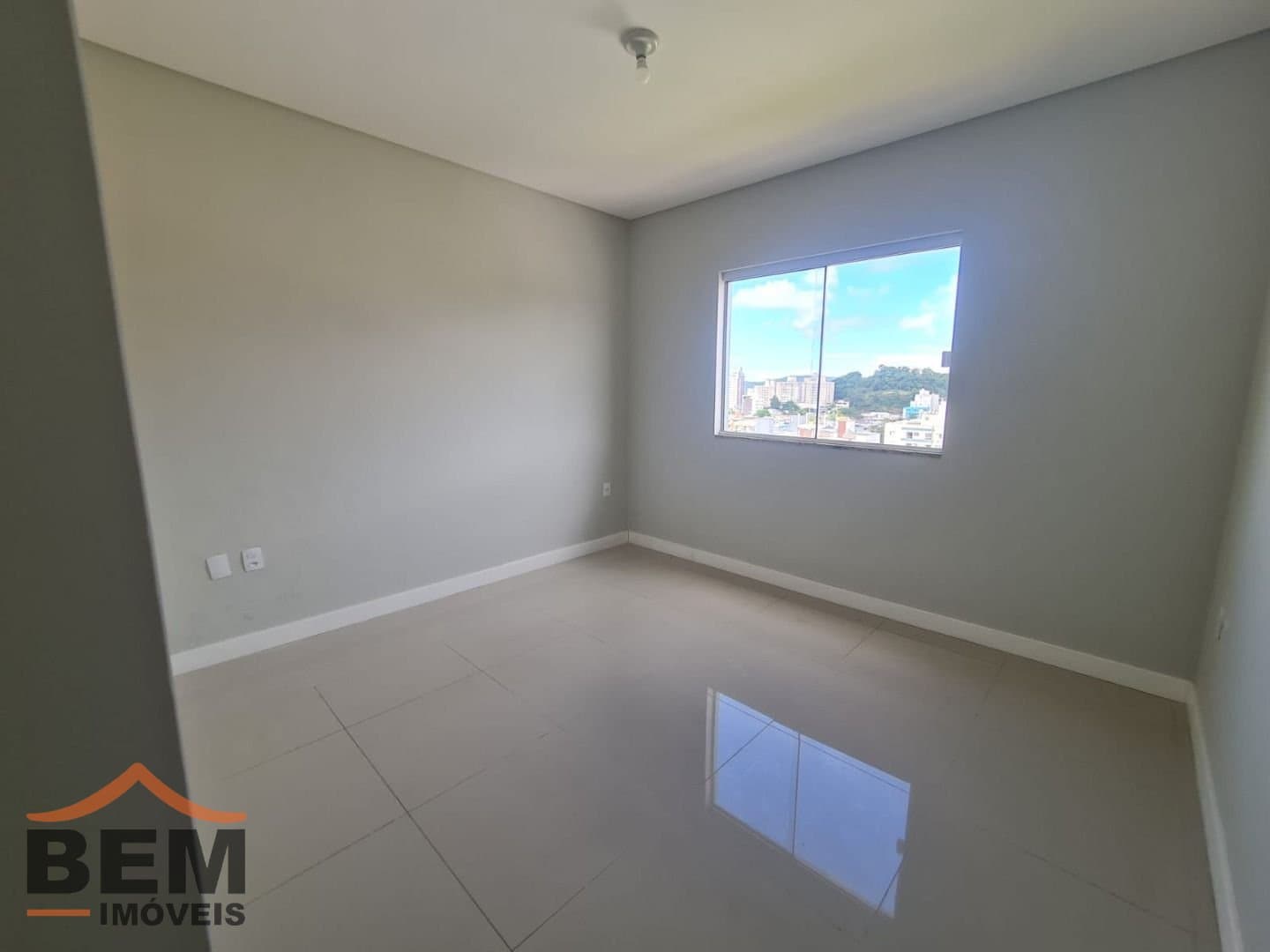 Apartamento para aluguel em Camboriú