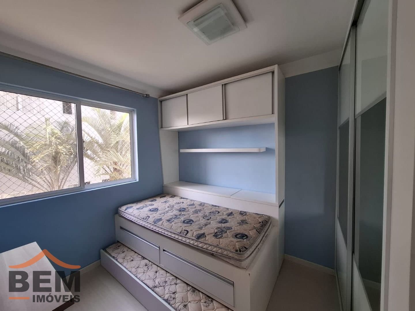 Apartamento para Locação com 2 quartos, 1 vaga no bairro Cordeiros em Itajaí/SC