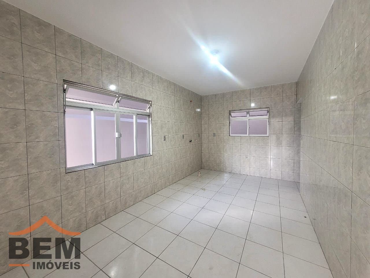 Casa para Locação com 2 quartos, 1 vaga no bairro São João em Itajaí/SC