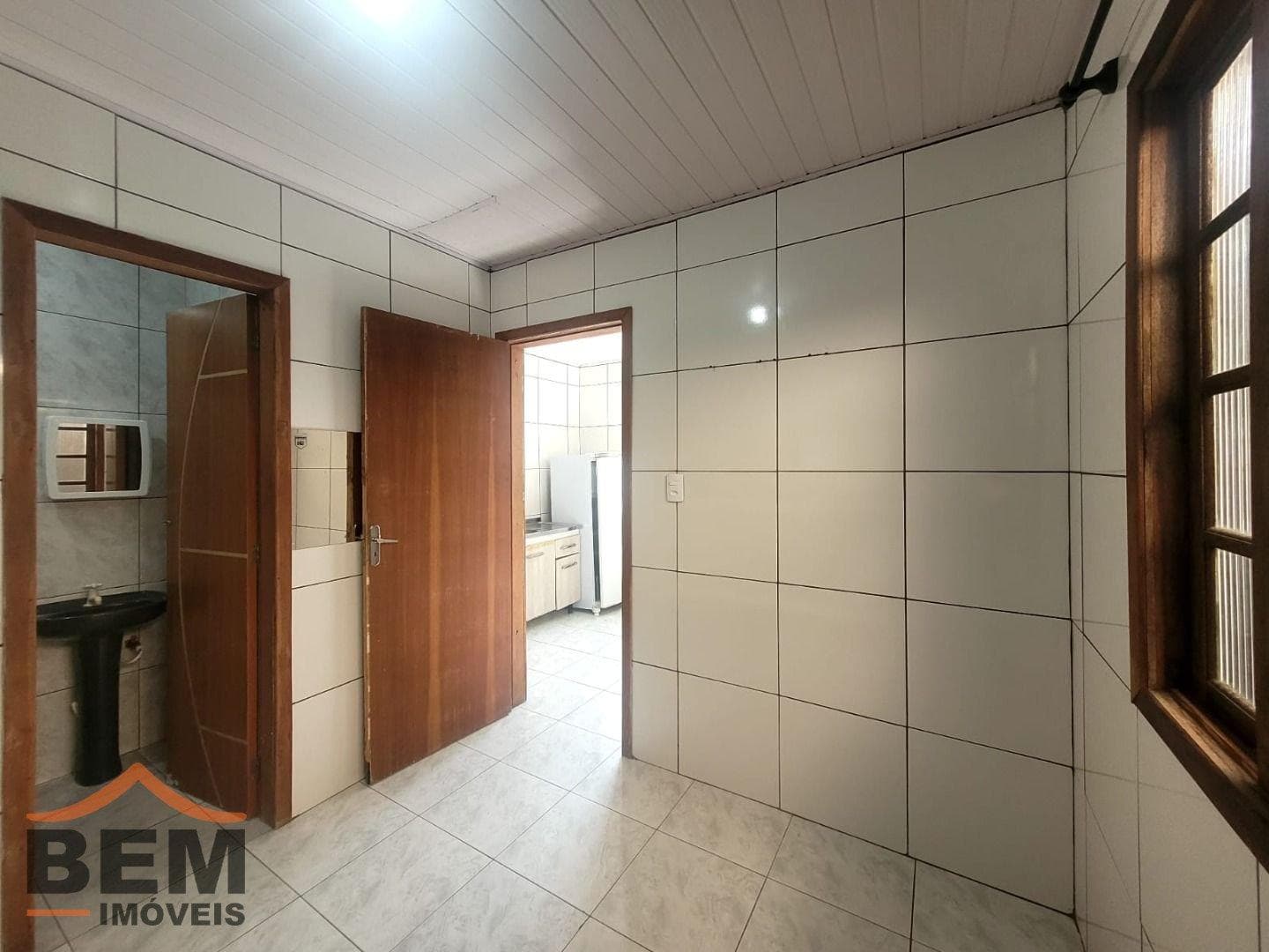 Kitnet para Locação com 1 quarto e 30m² no bairro São Vicente, em Itajaí - SC
