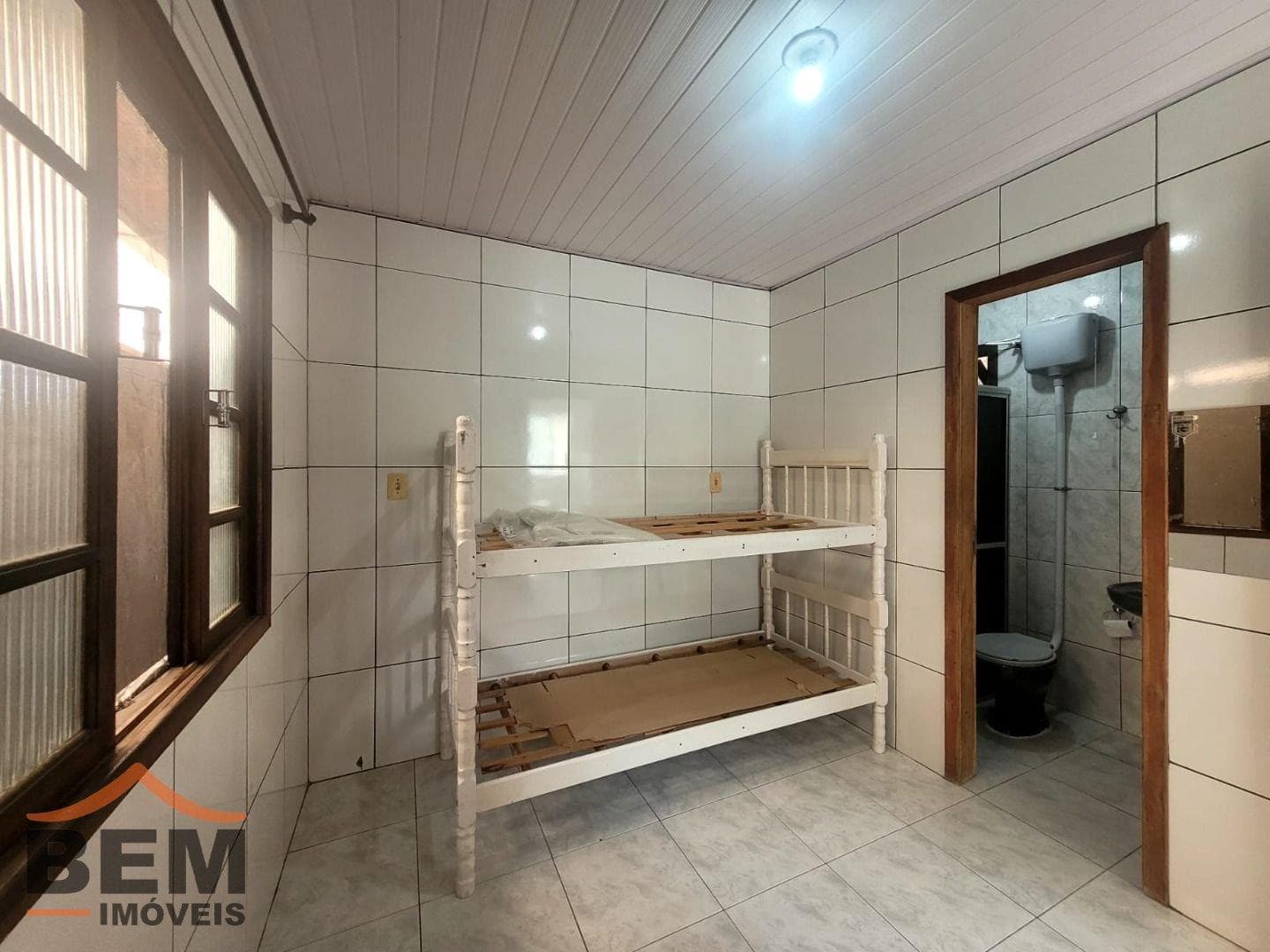 Kitnet para Locação com 1 quarto e 30m² no bairro São Vicente, em Itajaí - SC