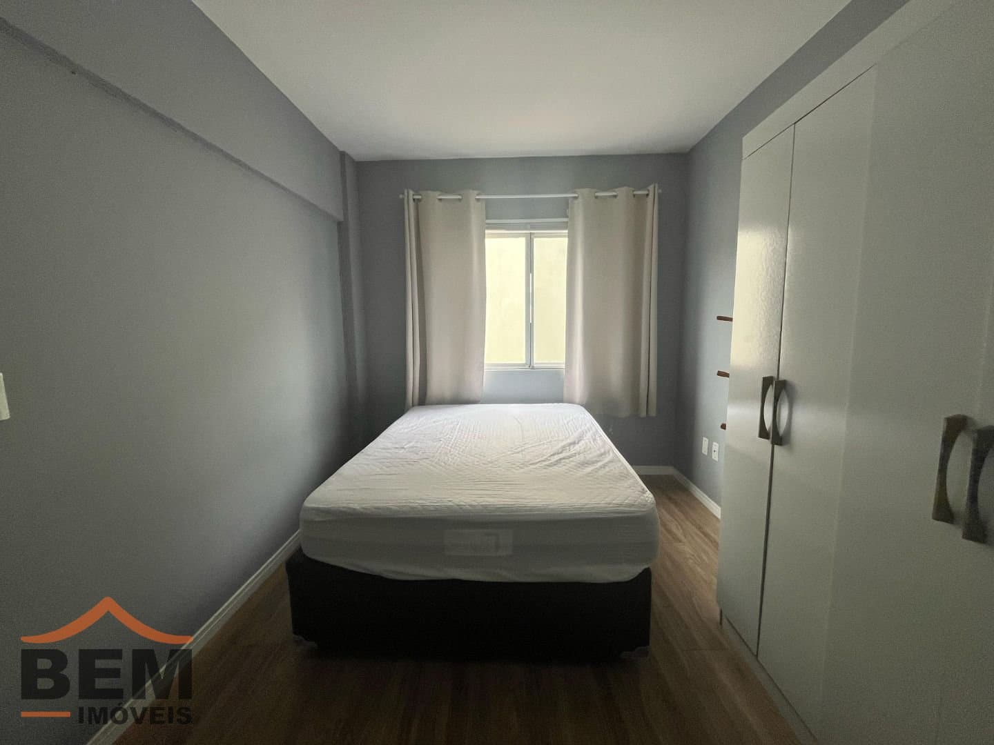 Apartamento para Locação com 1 quarto sendo 1 suíte no bairro Municipios em Balneário Camboriú/SC: 12- DORMITÓRIO SUÍTE