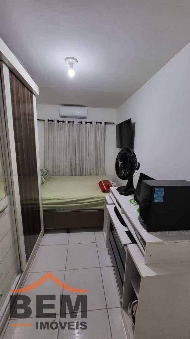 Apartamento para Locação com 2 quartos, 1 vaga no bairro Espinheiros em Itajaí/SC