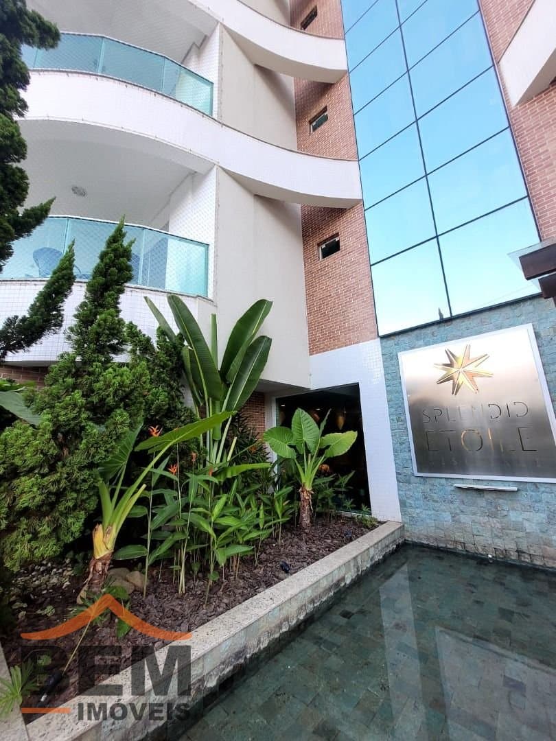 Apartamento para alugar com 3 quartos e 110 m² no bairro Cabeçudas, em Itajaí.