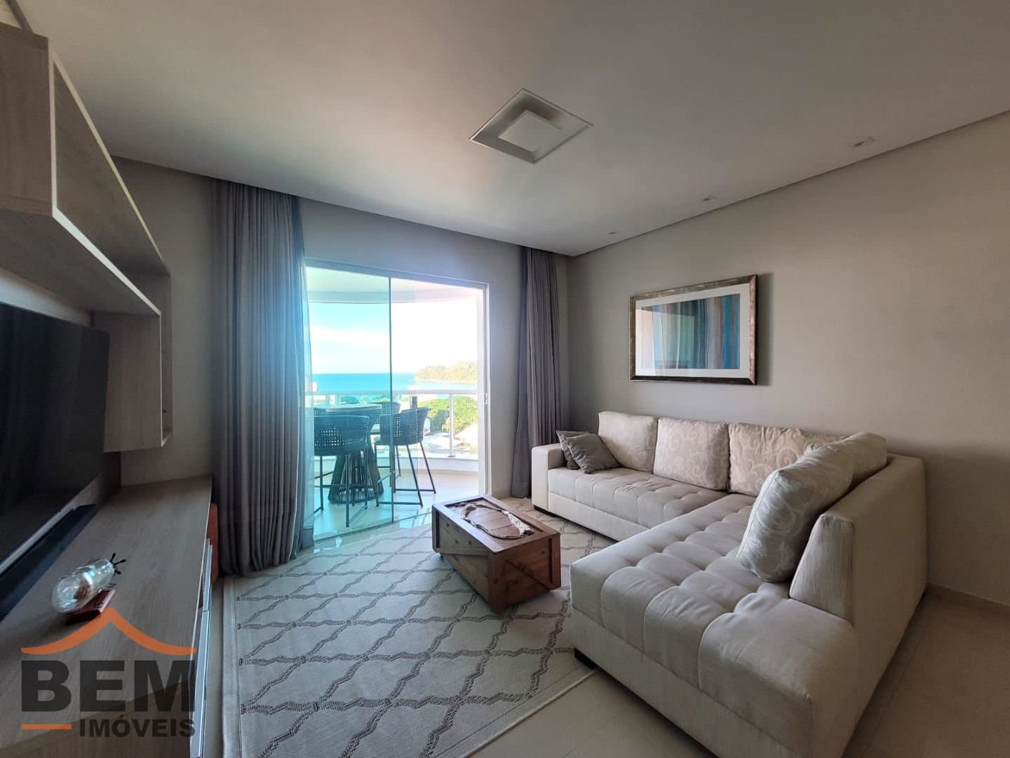 Apartamento para alugar com 3 quartos e 110 m² no bairro Cabeçudas, em Itajaí.