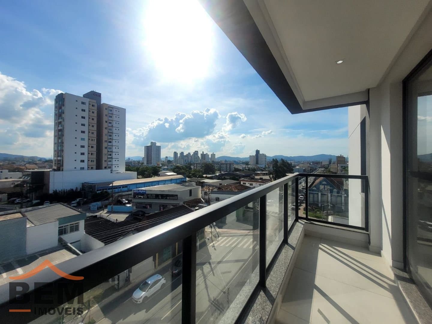 Apartamento para alugar com 2 quartos e 63 m² no bairro Vila Operária, em Itajaí
