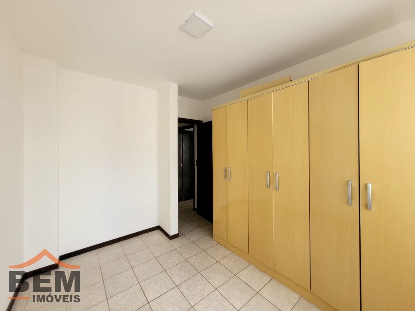 Apartamento para alugar com 2 quartos e 68 m² no Centro, em Itajaí