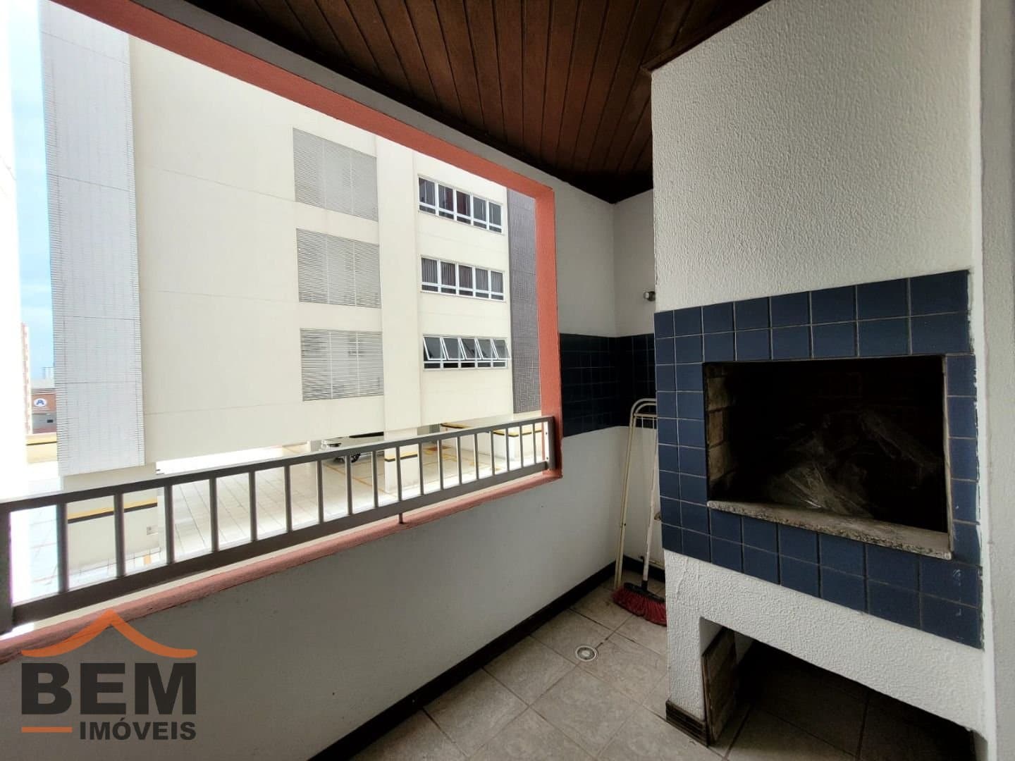 Apartamento para alugar com 2 quartos e 68 m² no Centro, em Itajaí