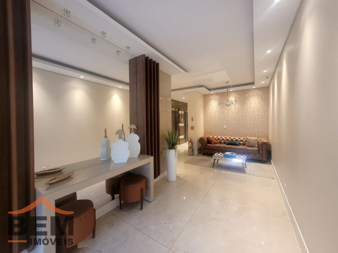 Apartamento à venda com 2 quartos e 60 m² no bairro Centro, em Itajaí.
