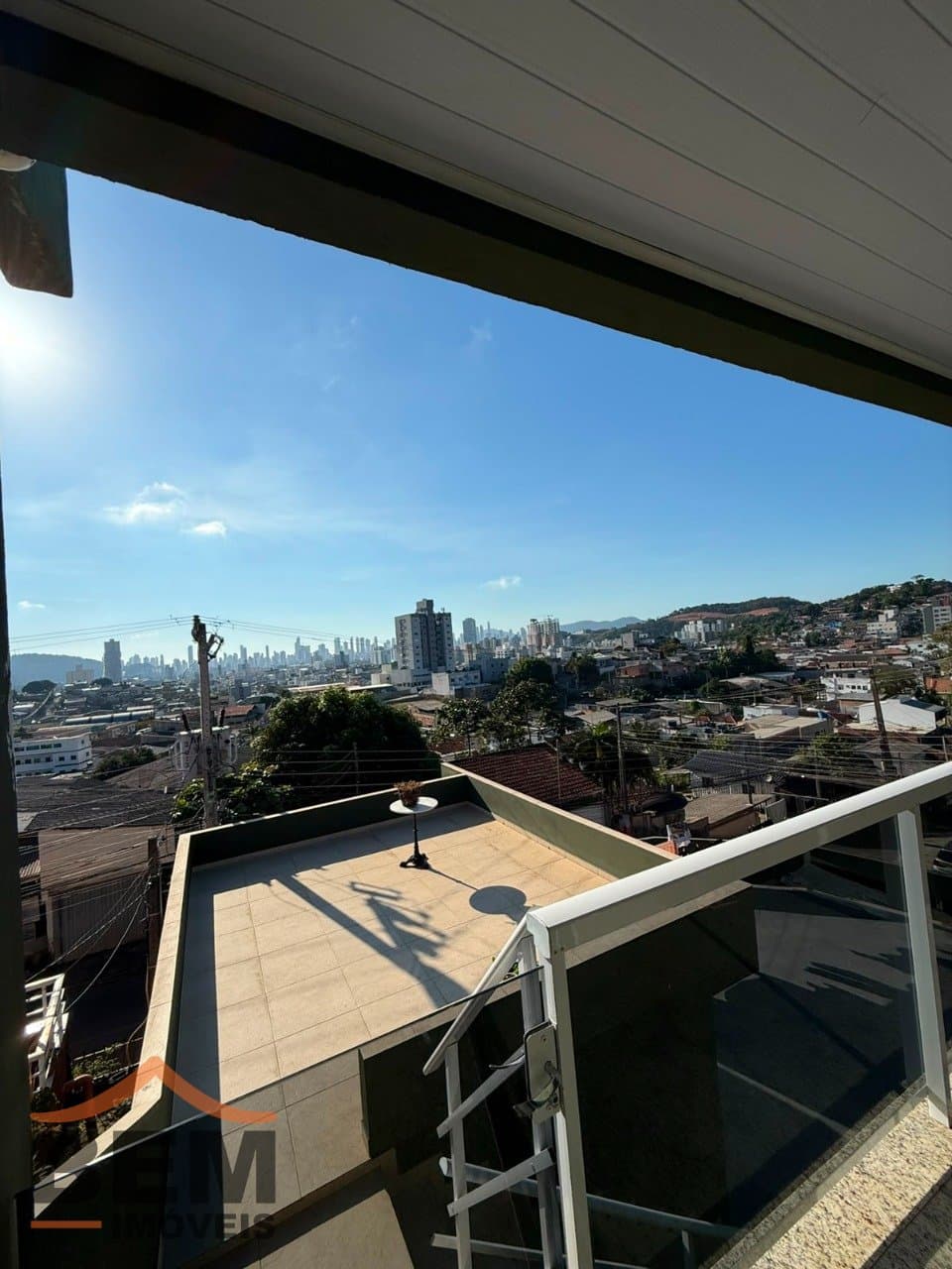 Casa à Venda com 6 quartos sendo 2 suítes no bairro Tabuleiro em Camboriú/SC: 26377960-0730-4add-8003-a4b199518f05