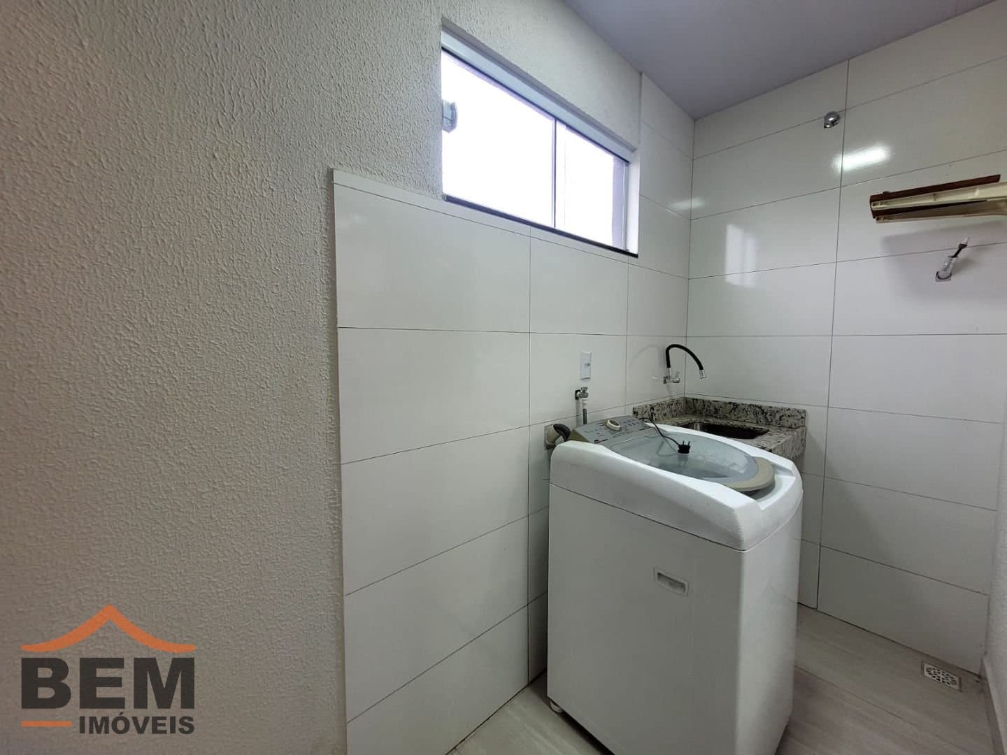 Apartamento para Locação com 2 quartos, 1 vaga no bairro Cidade Nova em Itajaí/SC