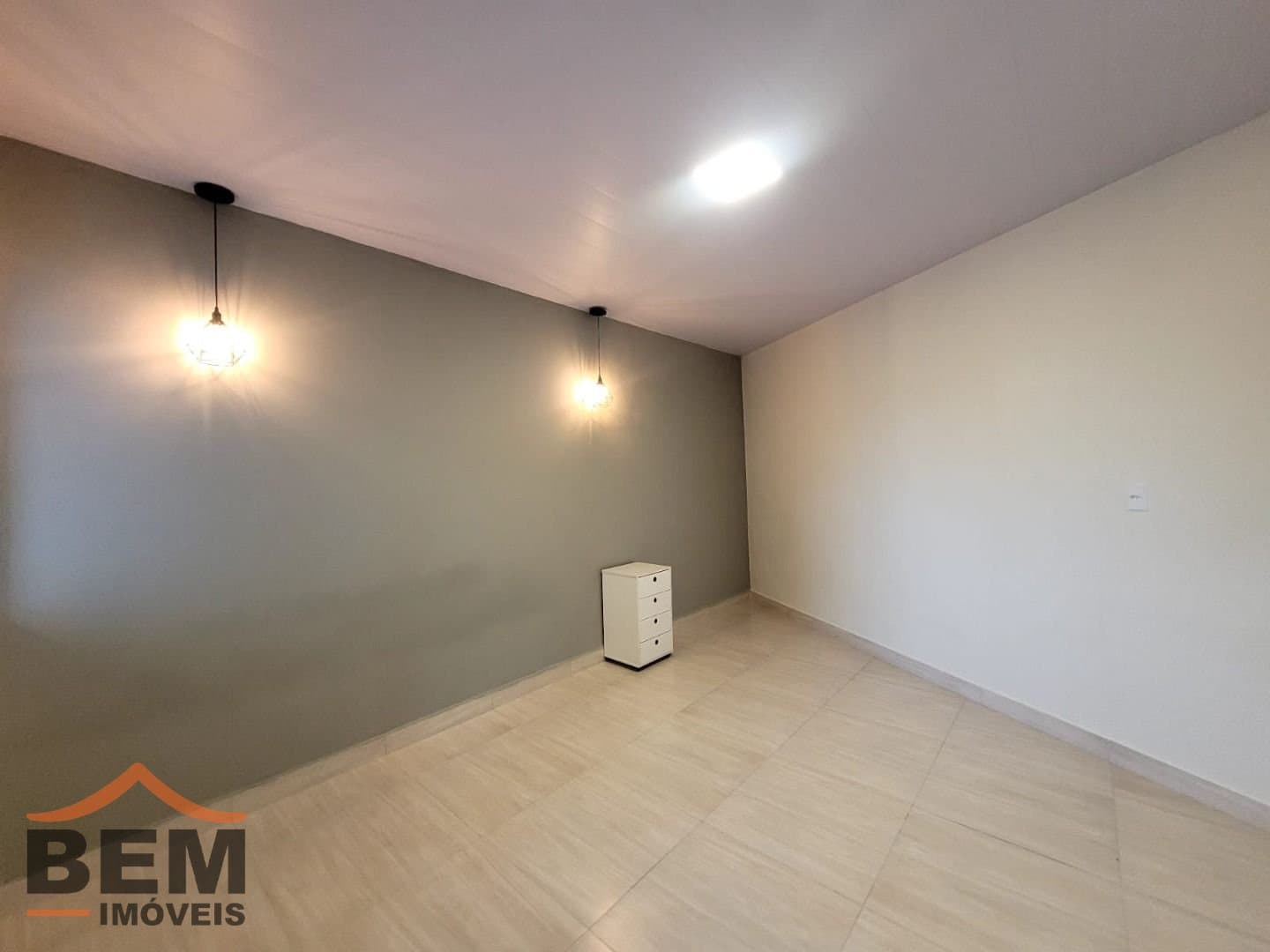 Apartamento para Locação com 2 quartos, 1 vaga no bairro Cidade Nova em Itajaí/SC