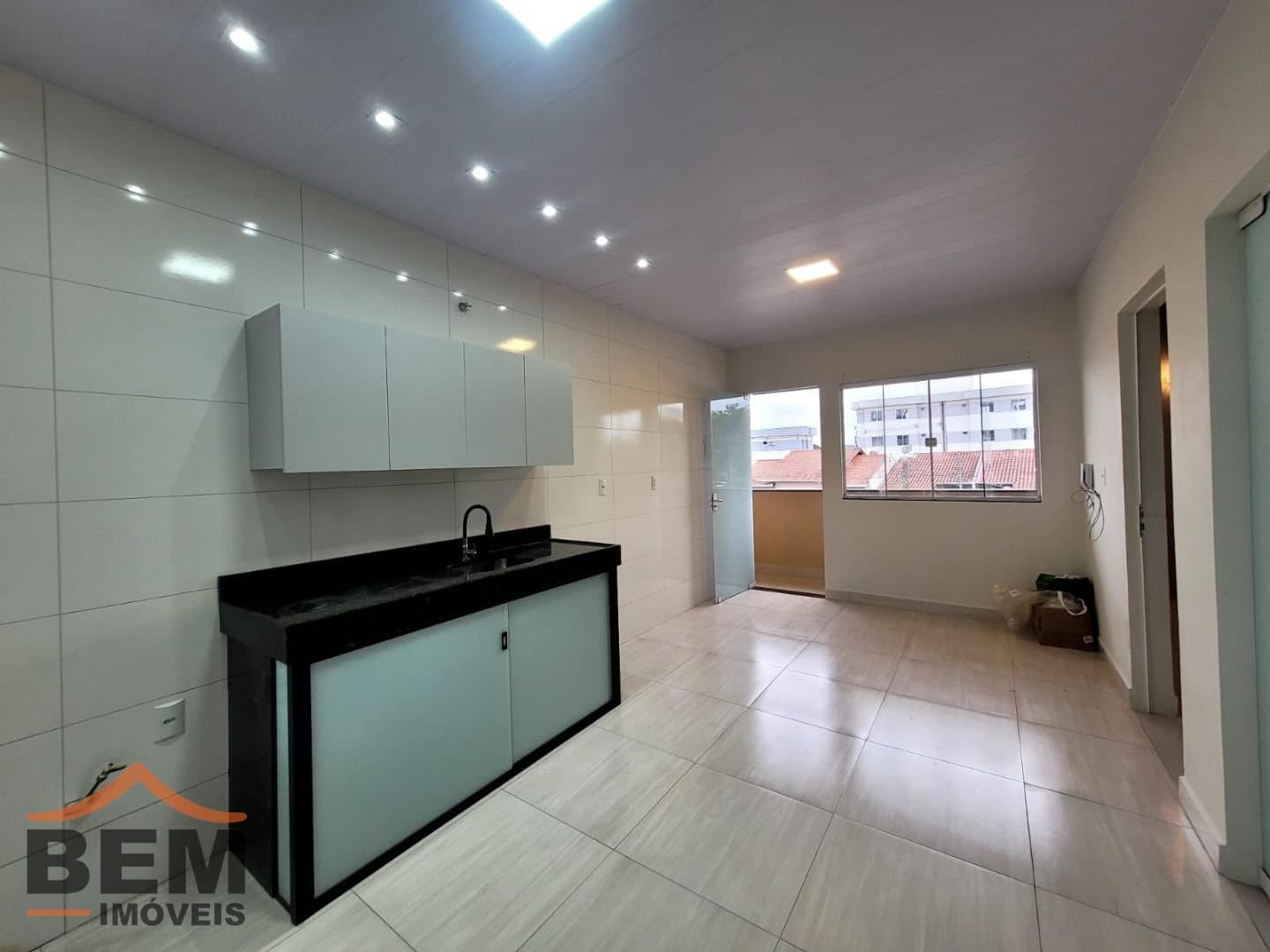 Apartamento para Locação com 2 quartos, 1 vaga no bairro Cidade Nova em Itajaí/SC