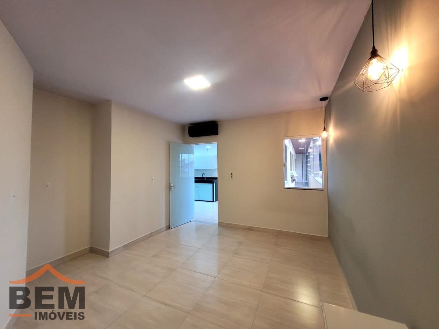 Apartamento para Locação com 2 quartos, 1 vaga no bairro Cidade Nova em Itajaí/SC