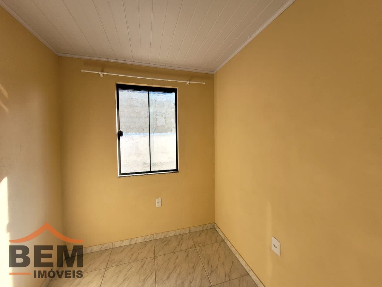 Casa para Locação com 2 quartos, 1 vaga no bairro Cidade Nova em Itajaí/SC