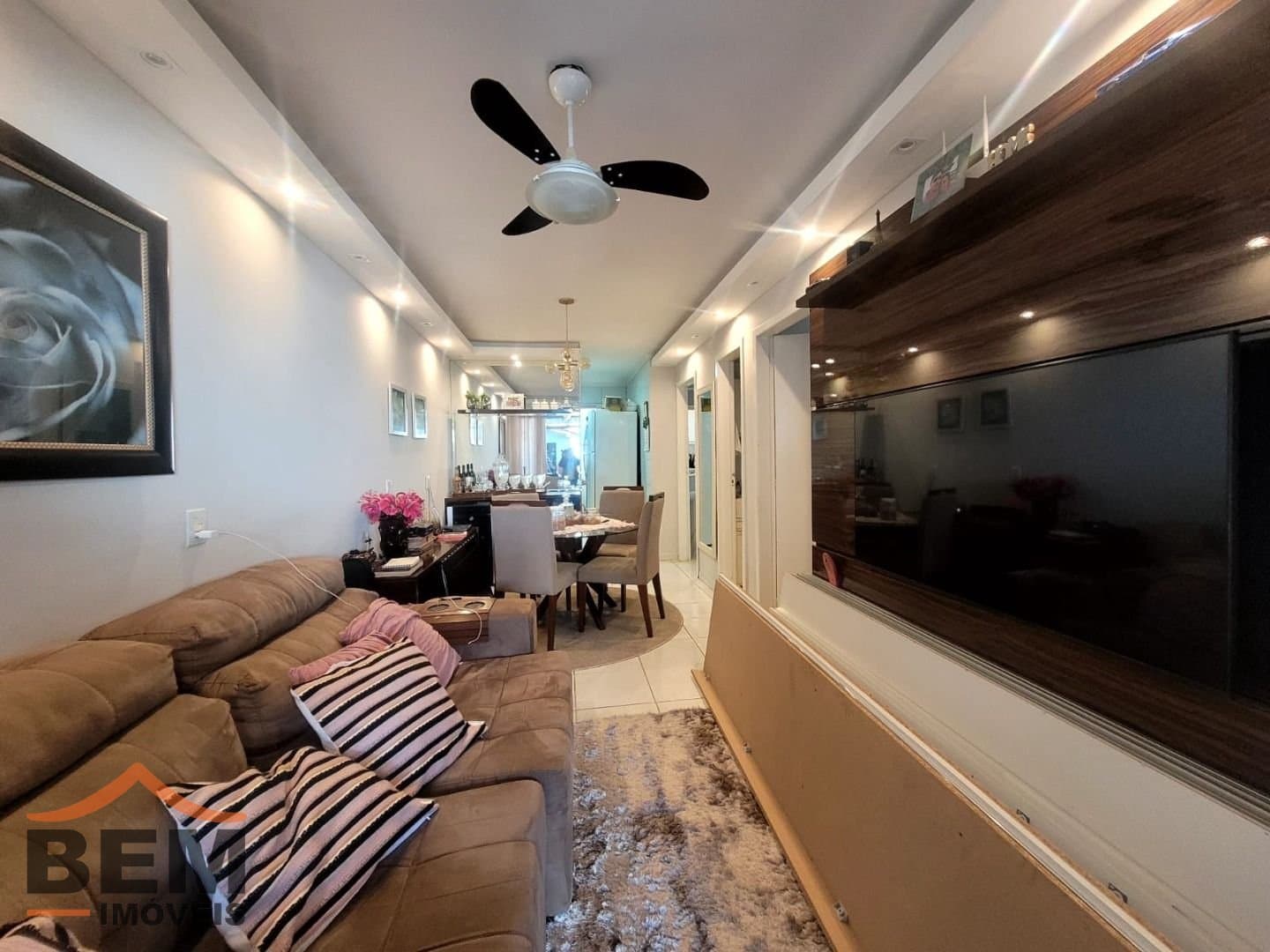 Casa para Locação com 2 quartos, 2 vagas no bairro Espinheiros em Itajaí/SC