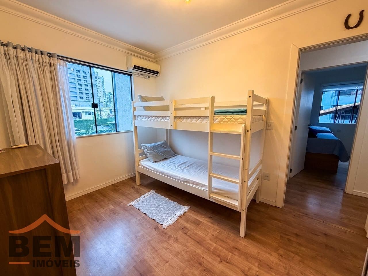 Apartamento com 3 dormitórios e 01 suite à venda com 86 m² -  Bairro Fazenda - Itajaí/SC