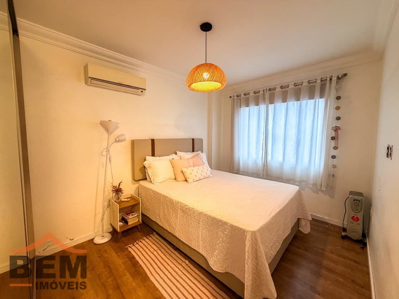 Apartamento com 3 dormitórios e 01 suite à venda com 86 m² -  Bairro Fazenda - Itajaí/SC