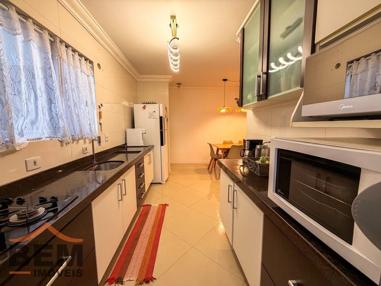 Apartamento com 3 dormitórios e 01 suite à venda com 86 m² -  Bairro Fazenda - Itajaí/SC