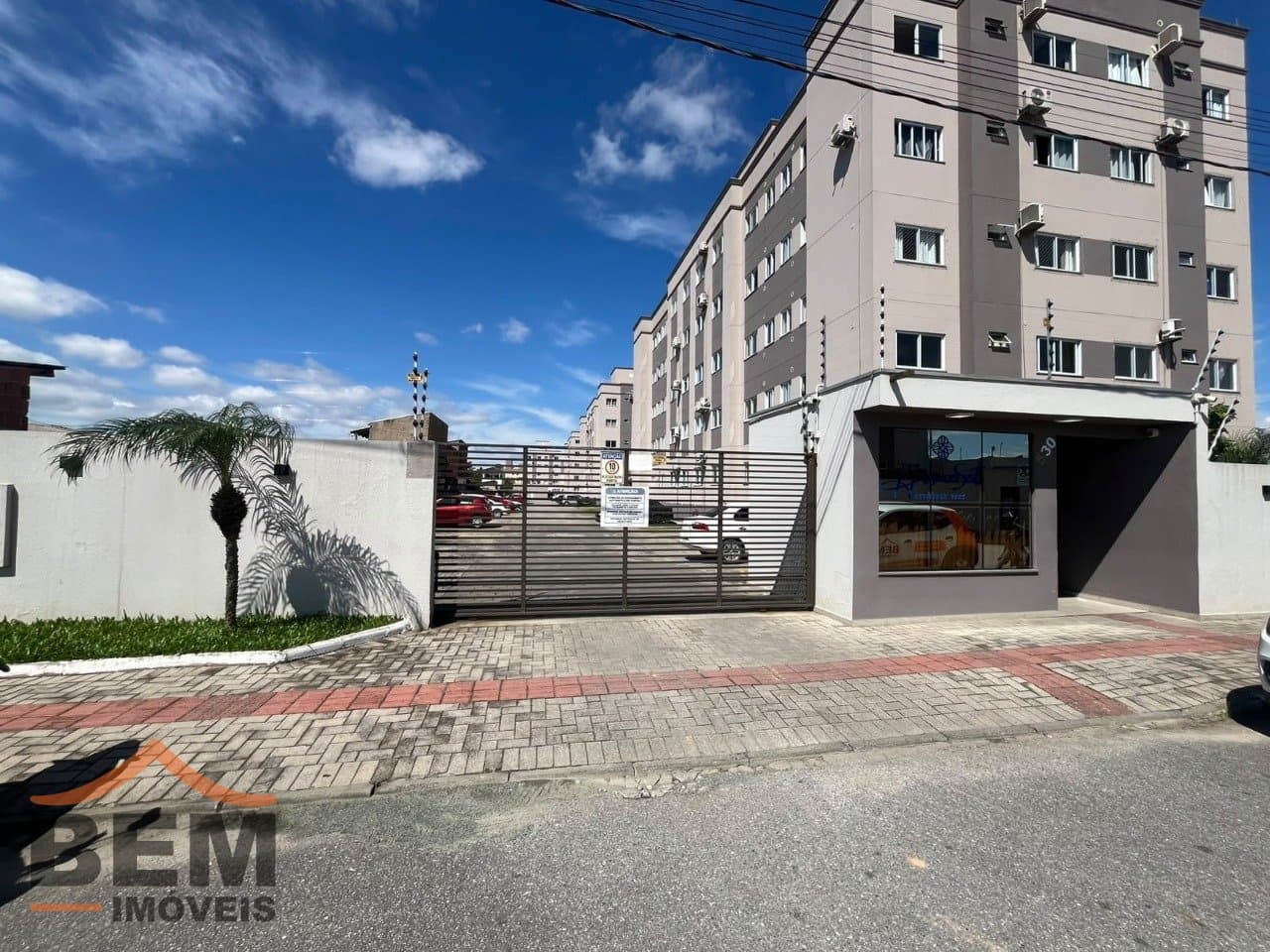 Apartamento com 2 dormitórios para alugar, 50 m² por R$ 2.196,40/mês - Cordeiros - Itajaí/SC