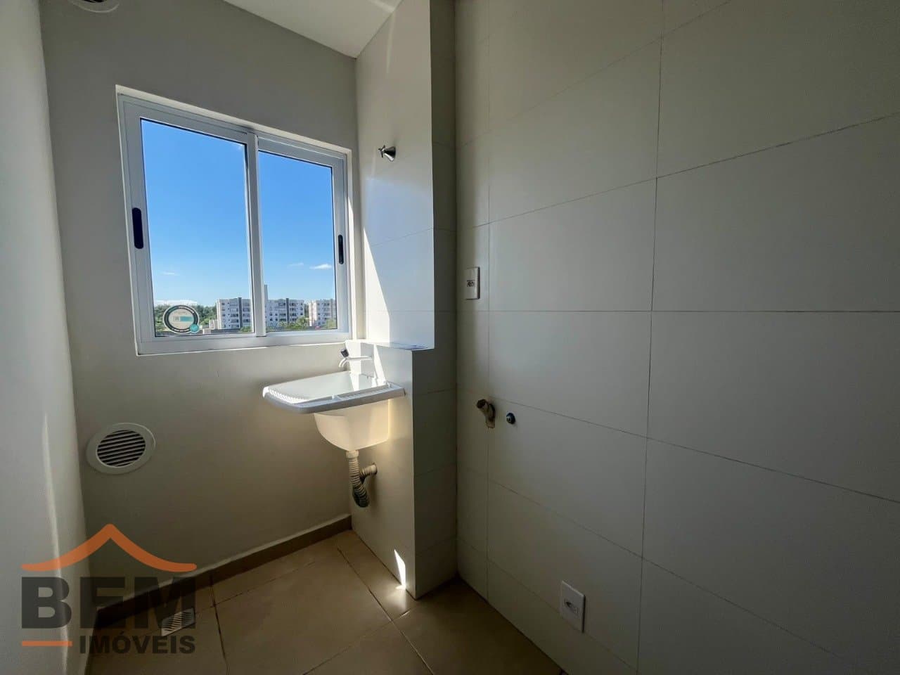 Apartamento com 2 dormitórios para alugar, 50 m² por R$ 2.196,40/mês - Cordeiros - Itajaí/SC