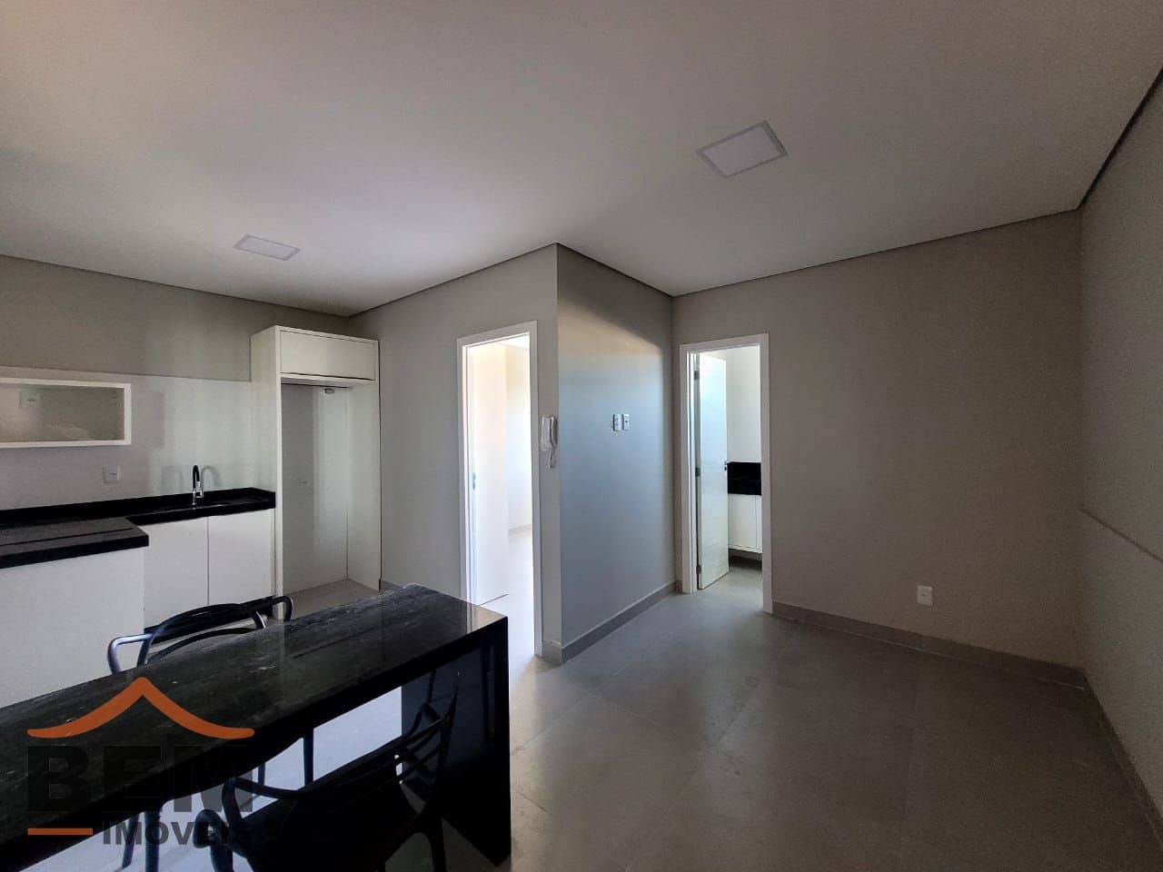 Apartamento para alugar com 1 quarto e 30 m² no bairro Dom Bosco, em Itajaí.