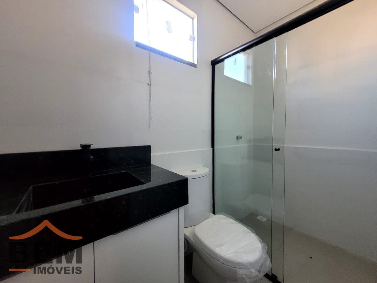 Apartamento para alugar com 1 quarto e 30 m² no bairro Dom Bosco, em Itajaí.