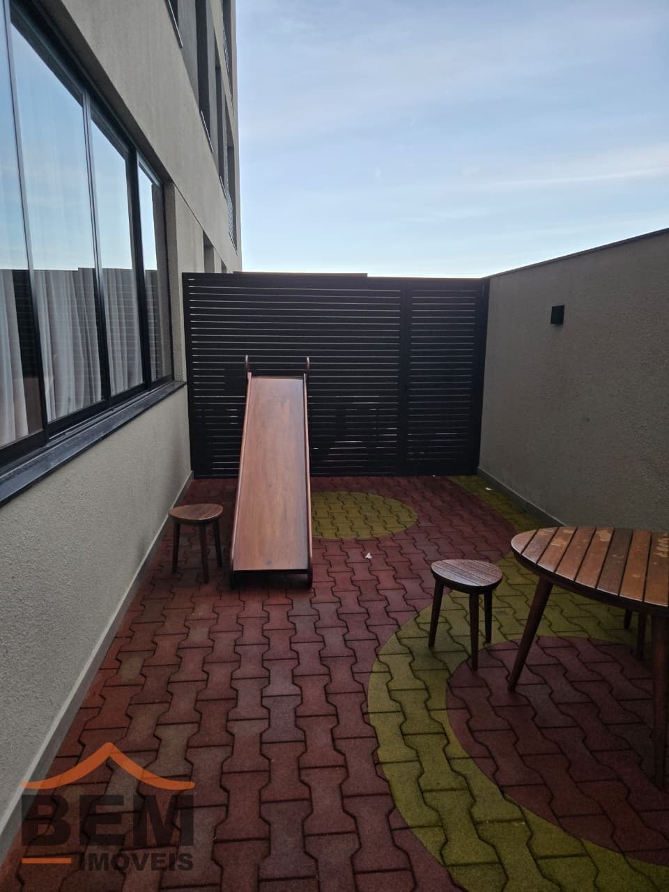 Apartamento para Locação com 2 quartos sendo 2 suítes, 1 vaga no bairro Centro em Camboriú/SC: 18- ÁREA COMUM