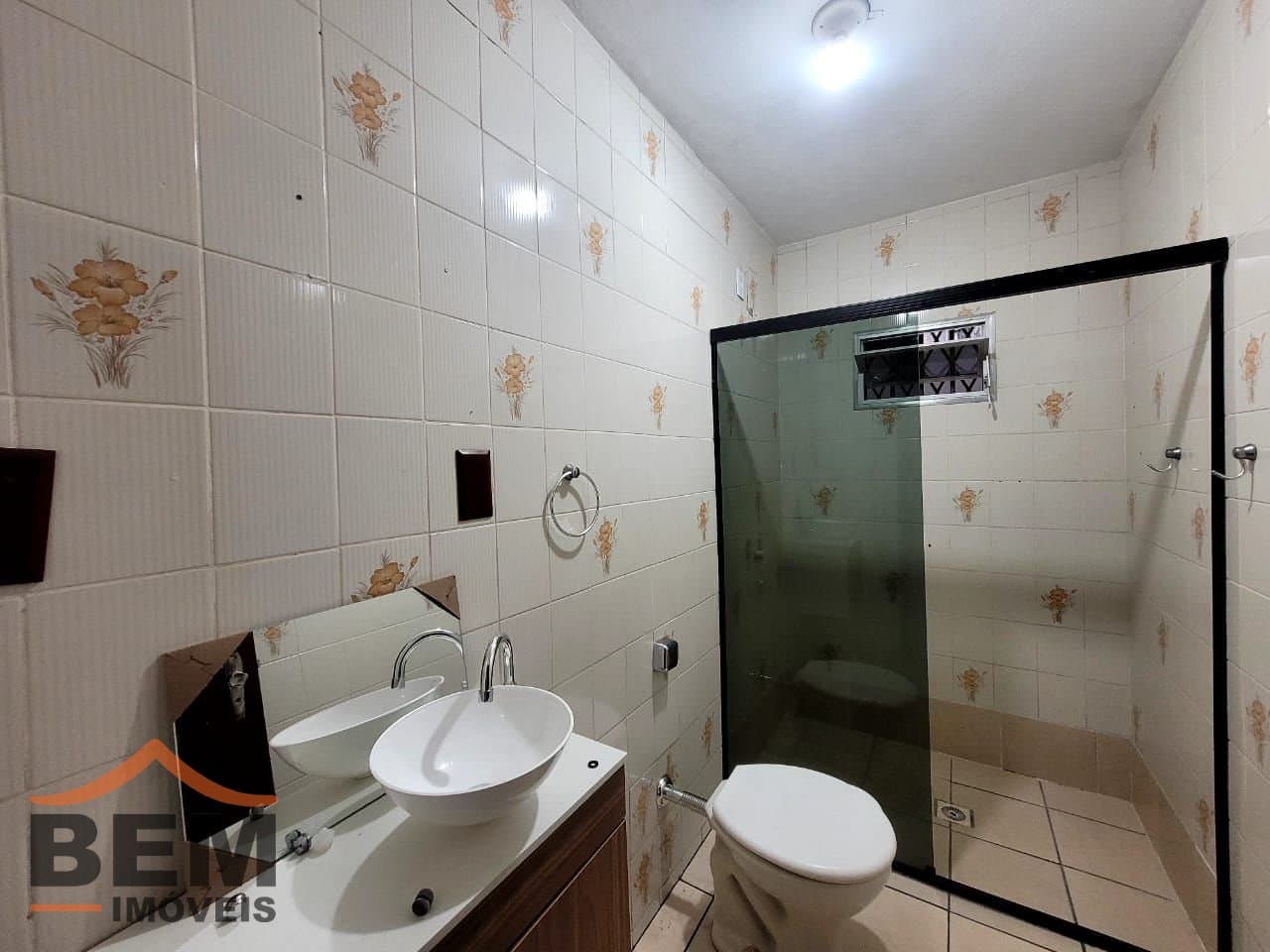 Casa para Locação com 4 quartos sendo 1 suíte, 2 vagas no bairro São Vicente em Itajaí/SC