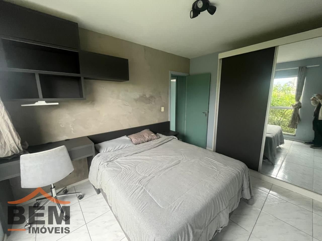 Apartamento para Locação com 2 quartos, 1 vaga no bairro Centro em Camboriú/SC