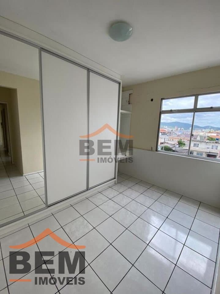 Apartamento para Locação com 2 quartos, 1 vaga no bairro São Vicente em Itajaí/SC