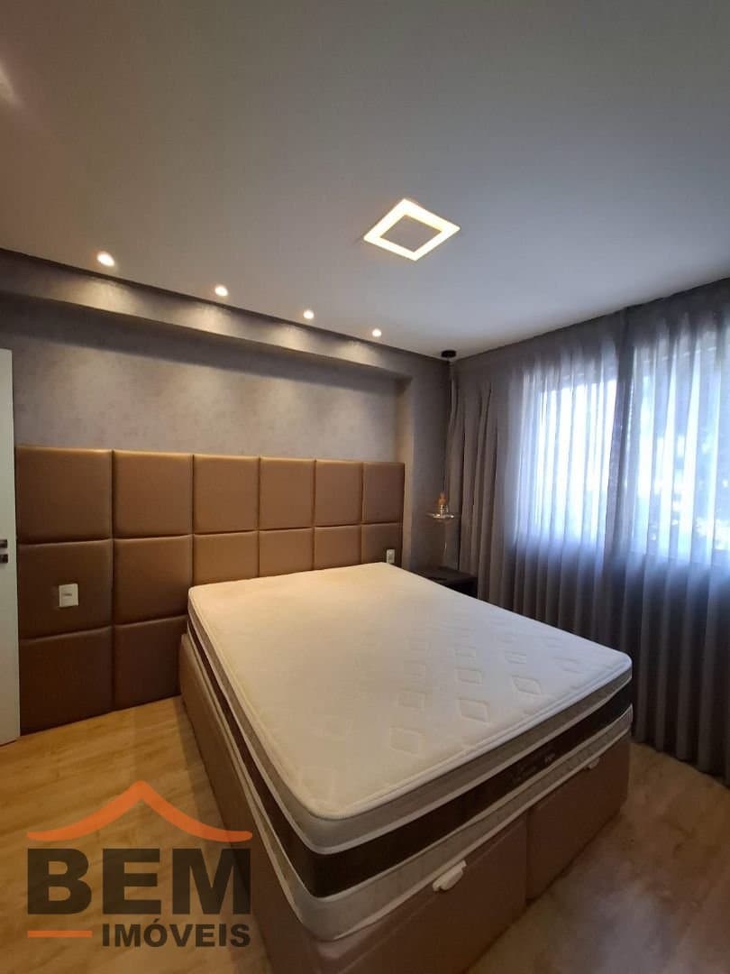 Apartamento para Locação com 3 quartos no bairro Cabeçudas, em Itajaí - SC