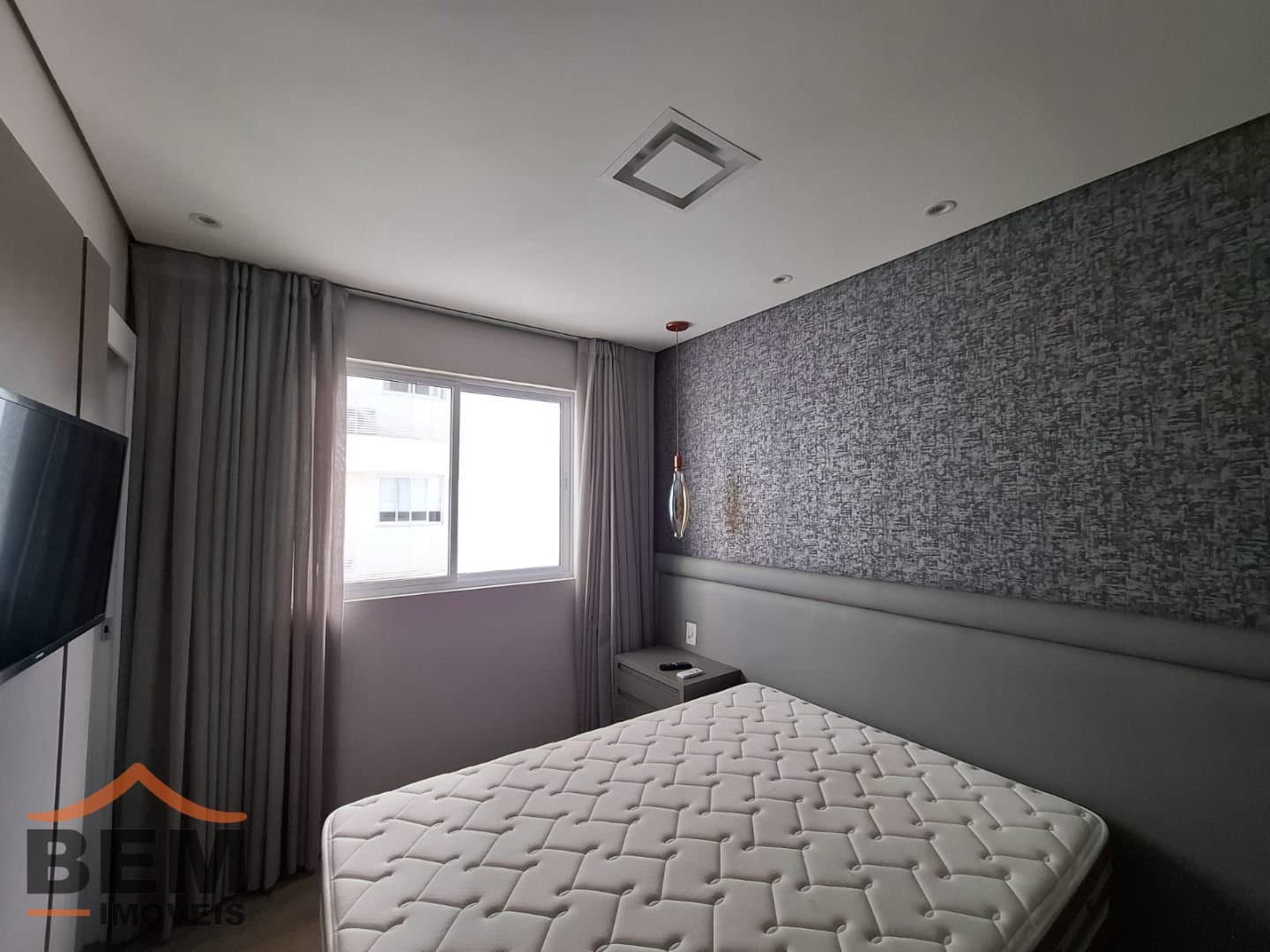 Apartamento para Locação com 3 quartos no bairro Cabeçudas, em Itajaí - SC