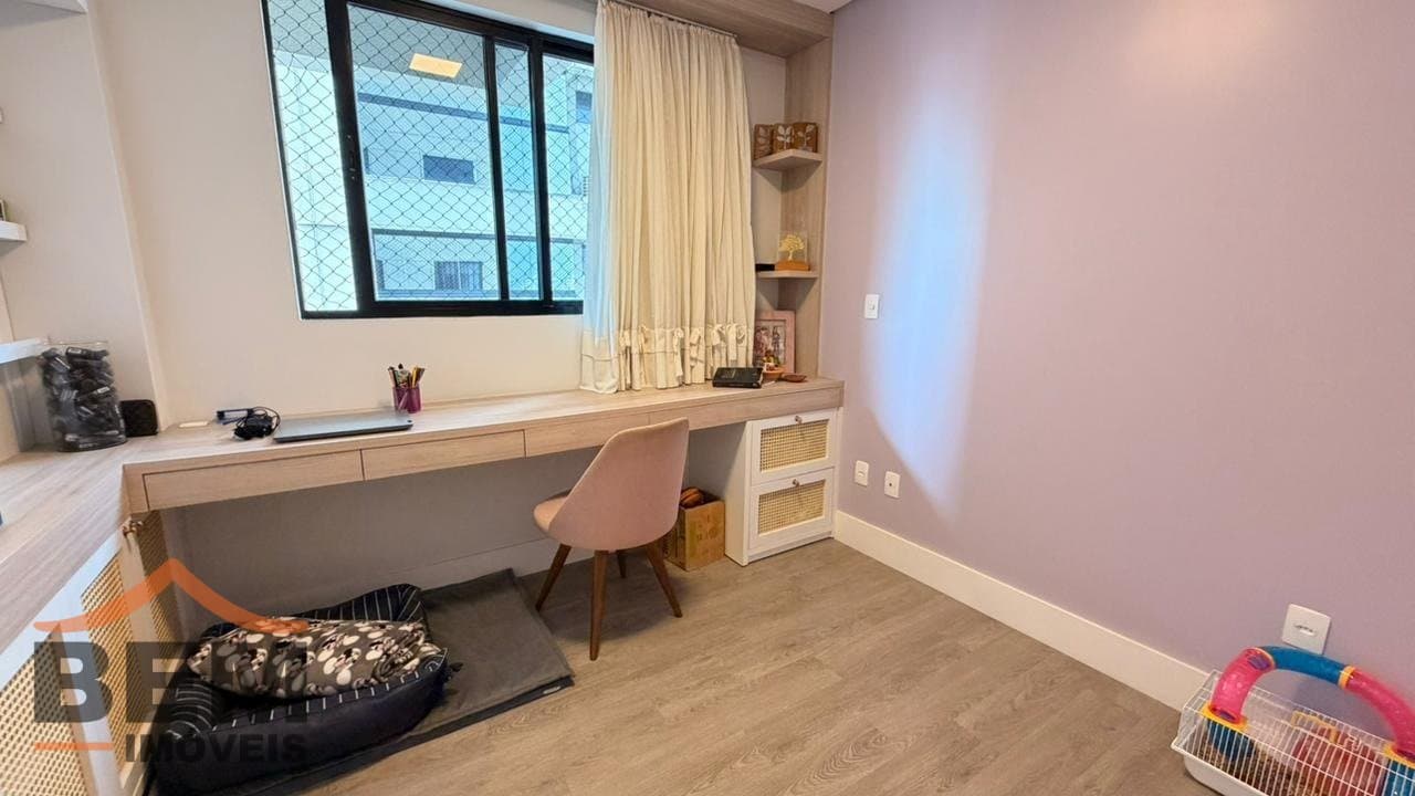 Apartamento para Venda com 3 quartos e 78m² no bairro Centro, em Itajaí - SC