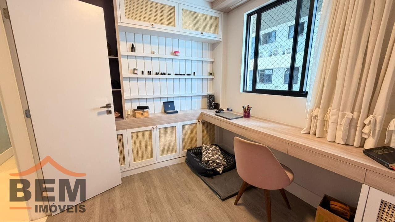 Apartamento para Venda com 3 quartos e 78m² no bairro Centro, em Itajaí - SC
