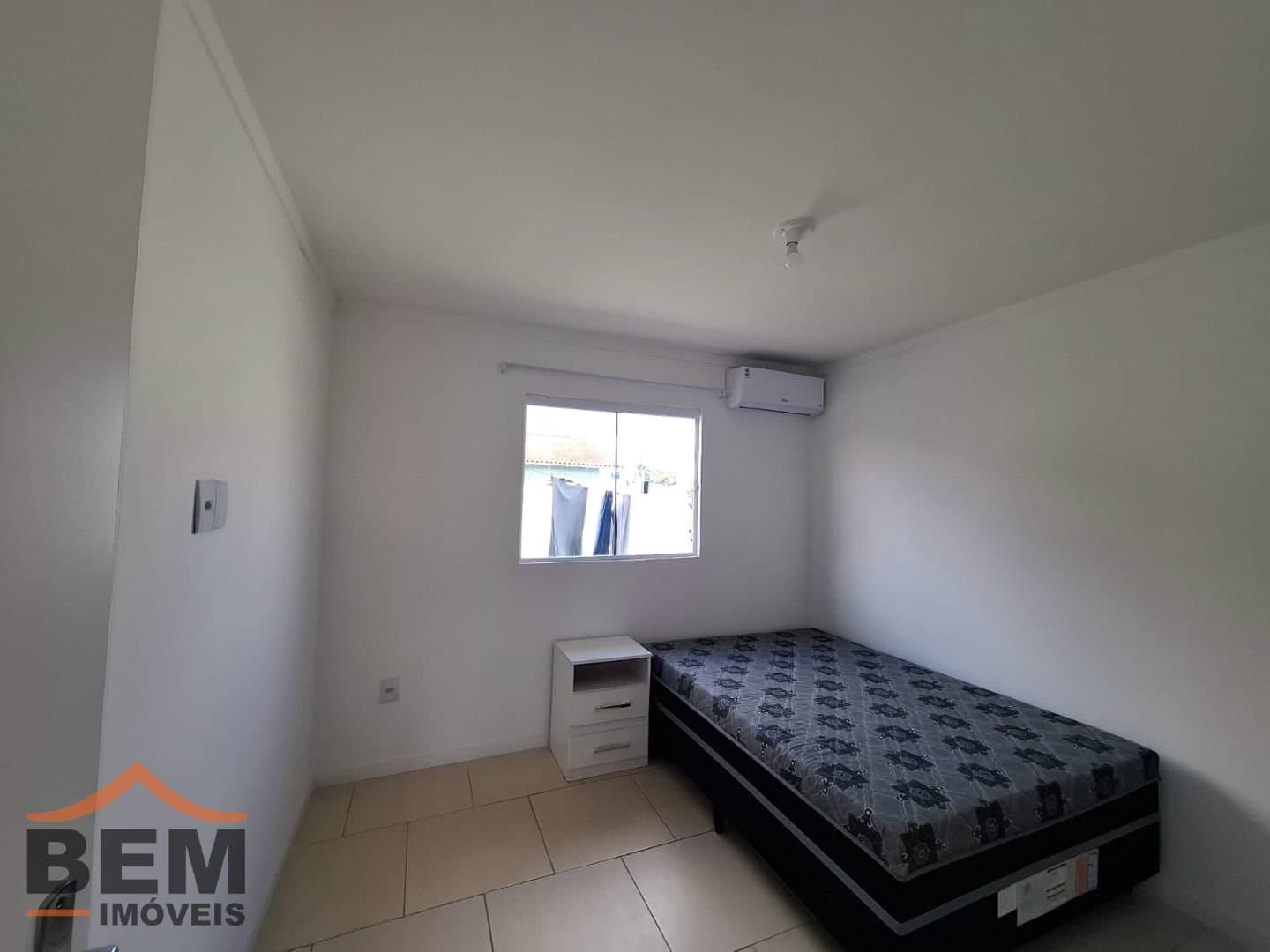Apartamento para Locação com 1 quarto e 30m² no bairro Barra do Rio, em Itajaí - SC