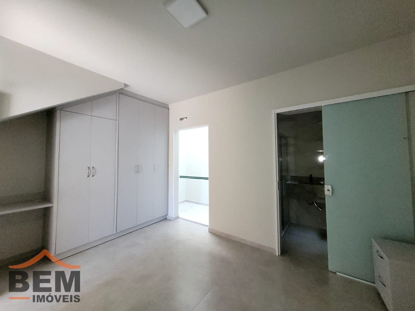Apartamento para Locação com 1 quarto e 30m² no bairro Fazenda, em Itajaí - SC